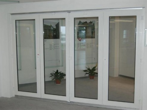 sửa cửa nhôm kính tại khu công nghiệp MP Đình Vũ