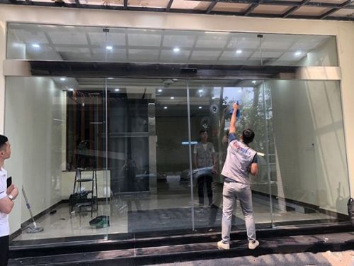 Bảo Trì Cửa Chuyên Nghiệp Khu Công Nghiệp