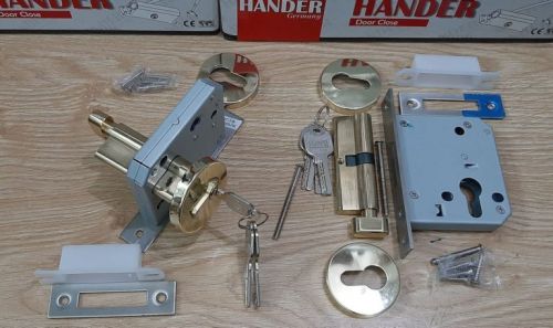 sửa khóa cửa nhôm kính khu công nghiệp