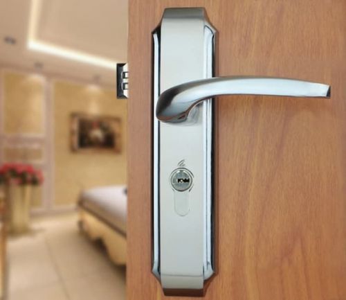 Thay và bảo dưỡng khóa cửa nhôm tại khu công nghiệp Tràng Duệ