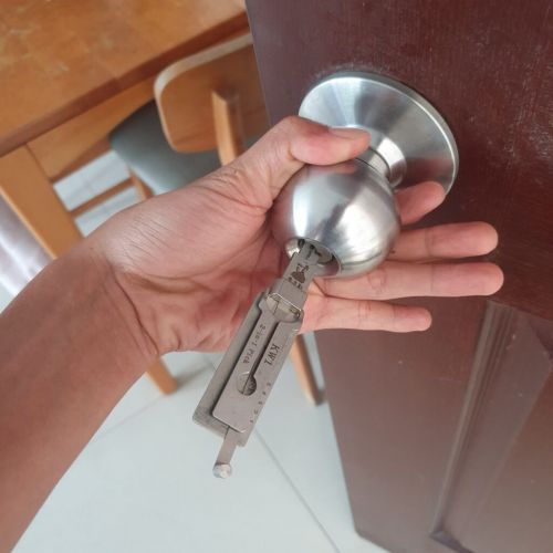 Sửa khóa cửa nhôm khu công nghiệp Hải Phòng